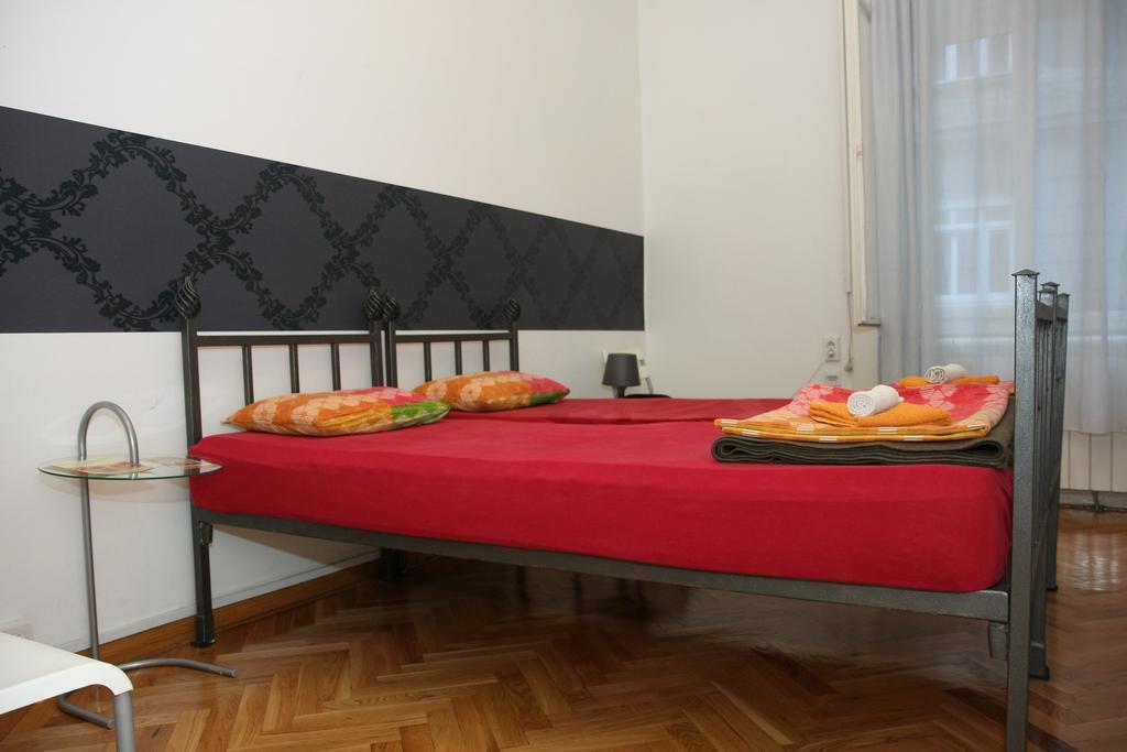 Time Hostel Beograd Ruang foto