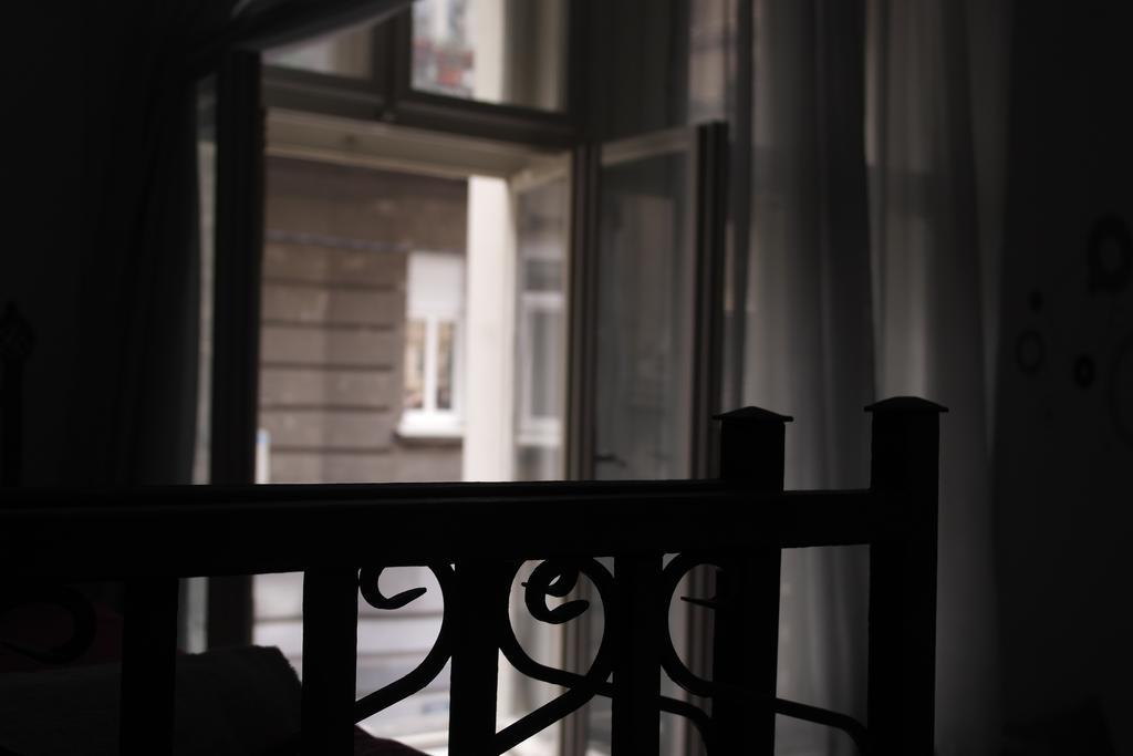 Time Hostel Beograd Bagian luar foto