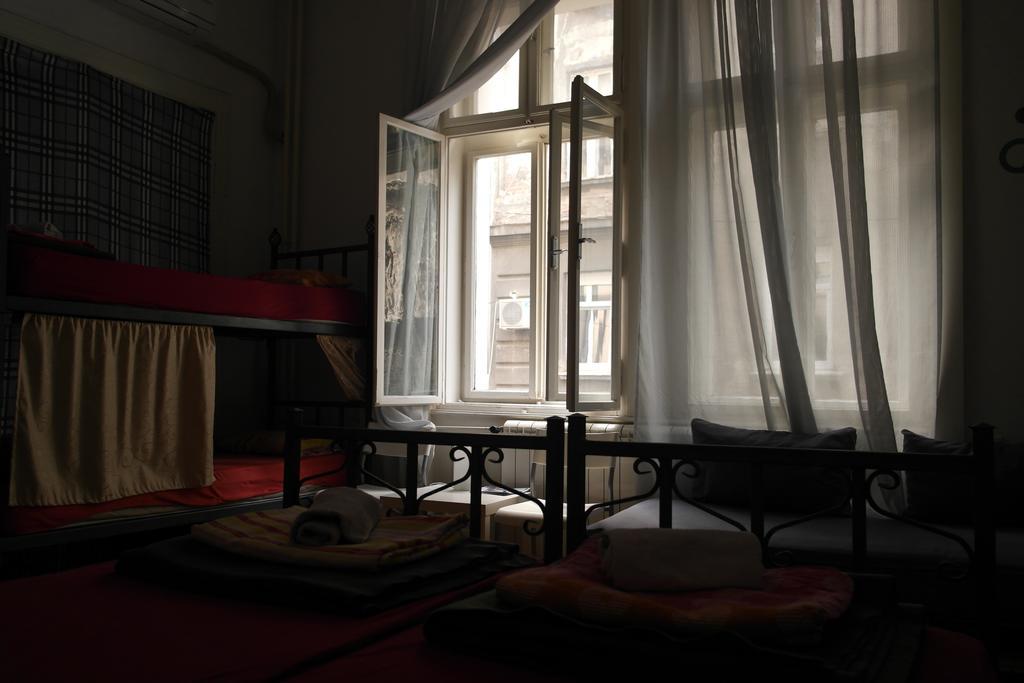 Time Hostel Beograd Bagian luar foto